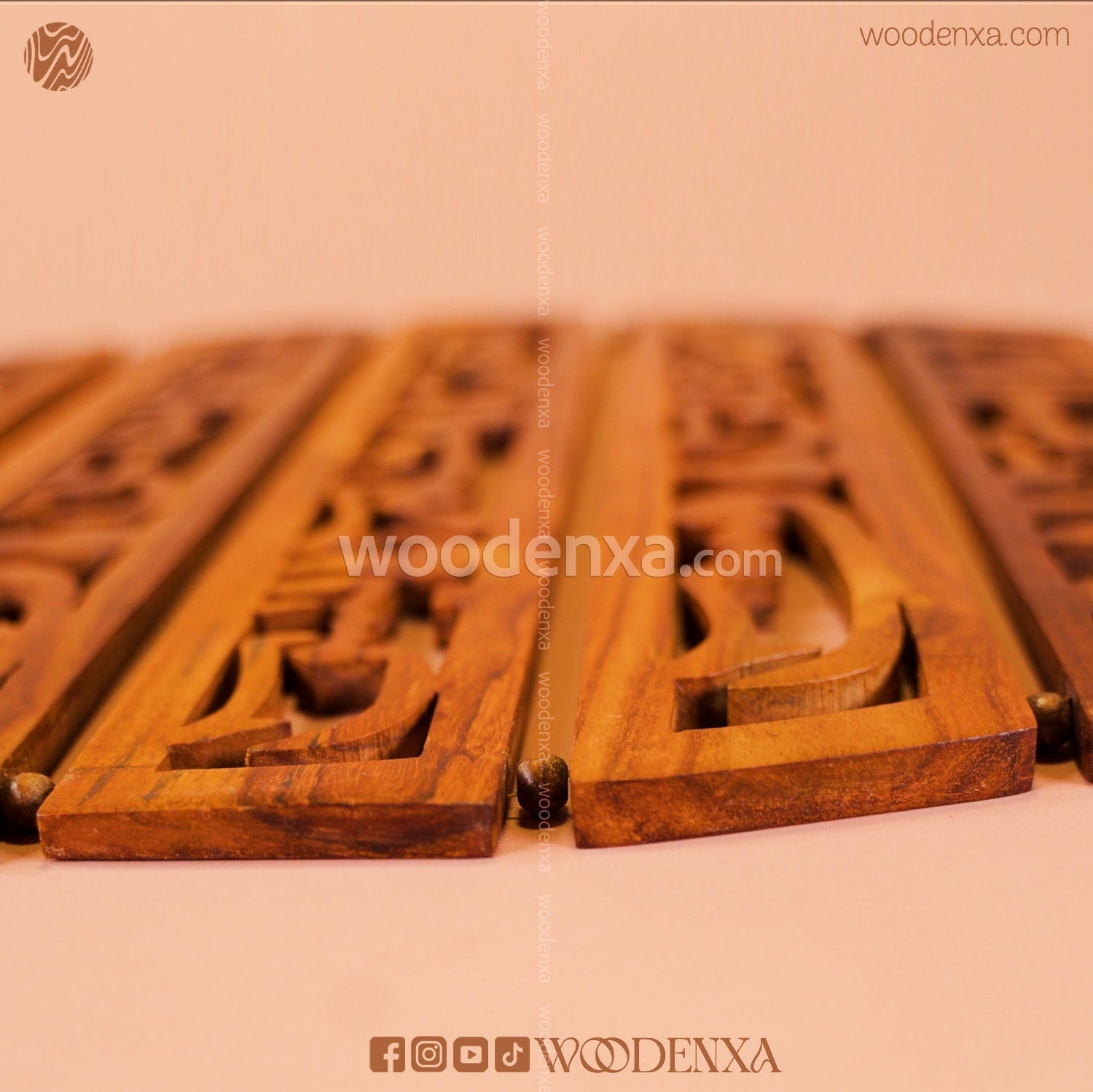Loh-e-Qurani Calligraphy Handcrafted on 7 Sectional