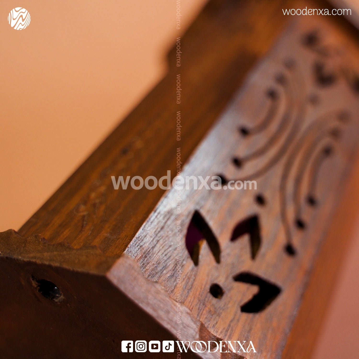 Rounded Wooden Table Lamp