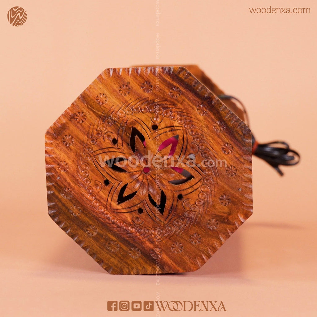 Wooden Table Lamp with Beautiful Carving