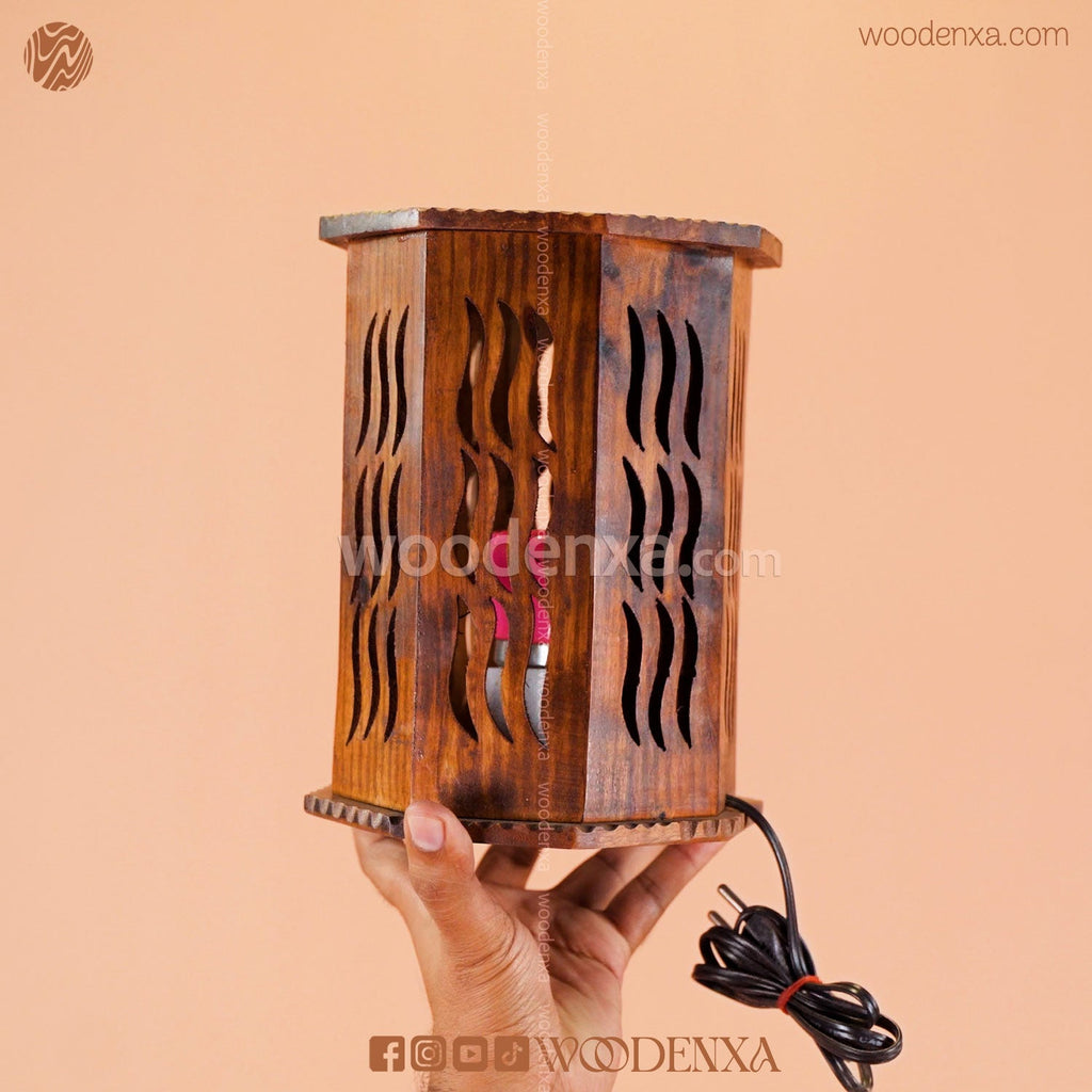 Wooden Table Lamp with Beautiful Carving